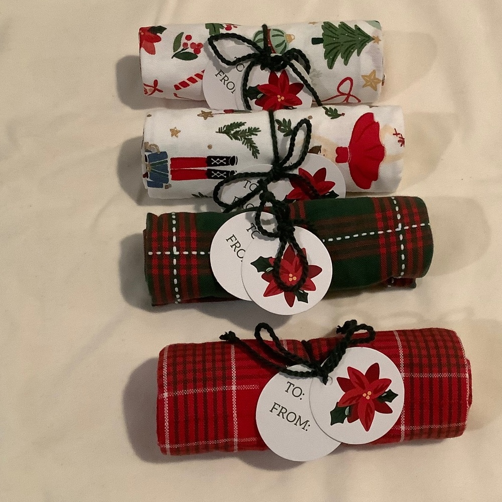 DII Rolled Kitchen Towels- set of 4-NWT